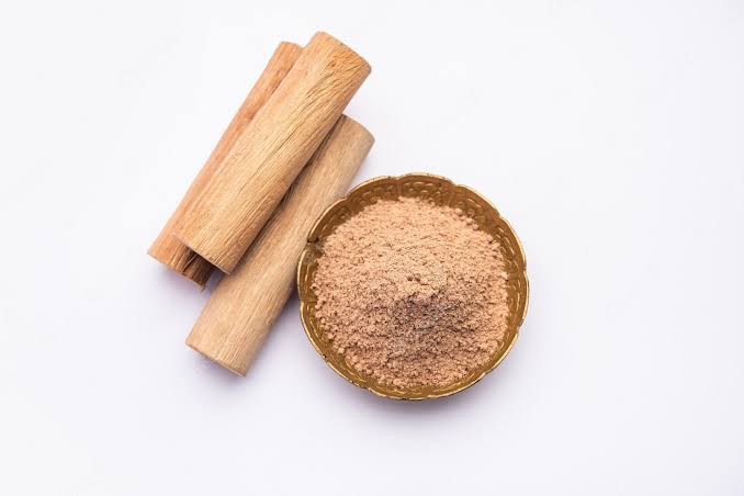 Benefits of licorice powder on skin 1